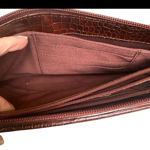 Talbots Brown Crossbody Bag with Gold Hardware - Picture 9 of 15